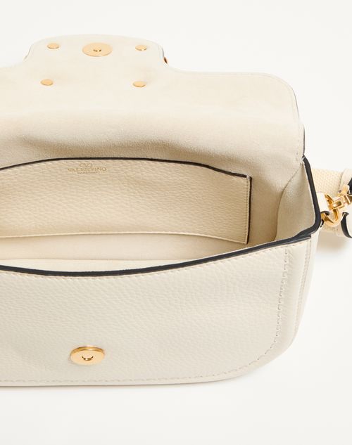Valentino Garavani - Valentino Garavani Alltime Grainy Calfskin Shoulder Bag - Ivory - Woman - Shoulder Bags